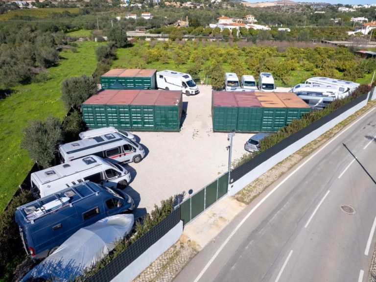 Motorhome Storage Loule